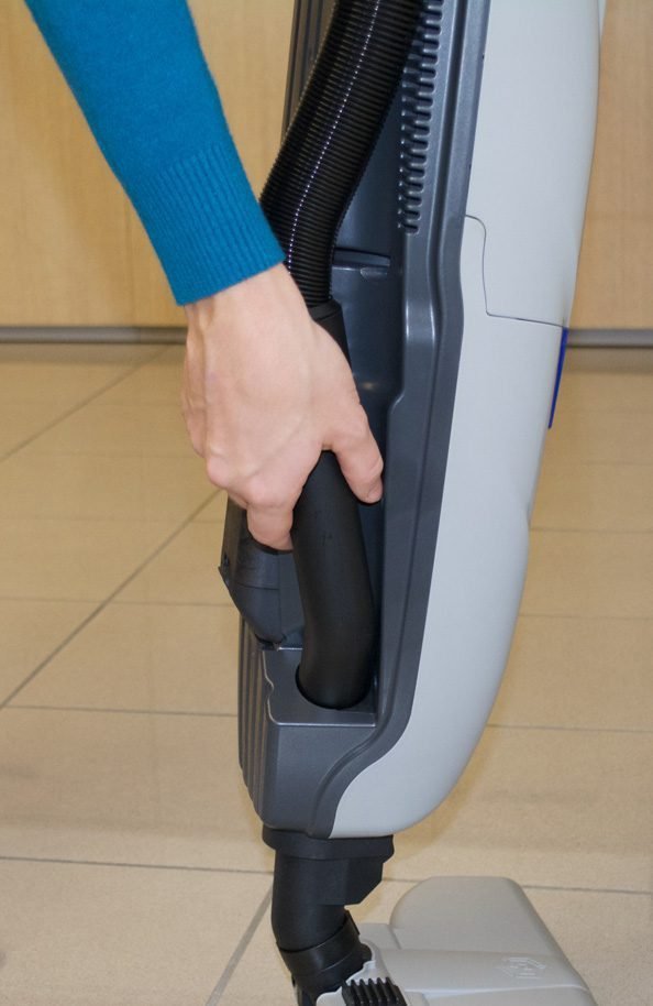 Lindhaus LB3 eco FORCE Battery-Operated Commercial Vacuum – Cordless & High-Efficiency Cleaner