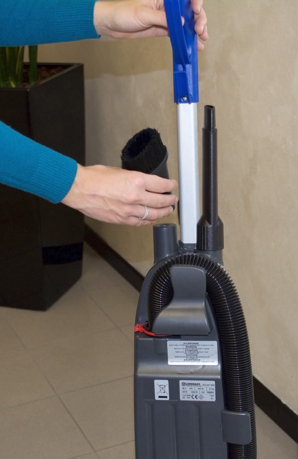 Lindhaus LB3 eco FORCE Battery-Operated Commercial Vacuum – Cordless & High-Efficiency Cleaner