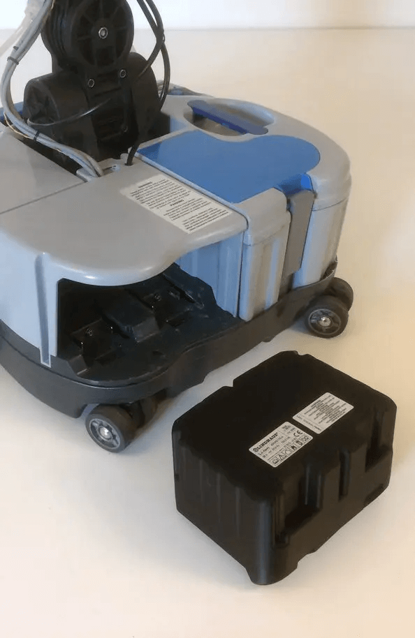 Lindhaus Flexy Battery-Powered Floor Scrubber LW44