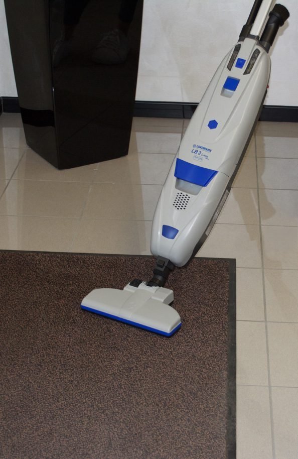 Lindhaus LB3 eco FORCE Battery-Operated Commercial Vacuum – Cordless & High-Efficiency Cleaner