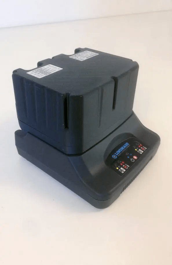 Lindhaus Flexy Battery-Powered Floor Scrubber LW44