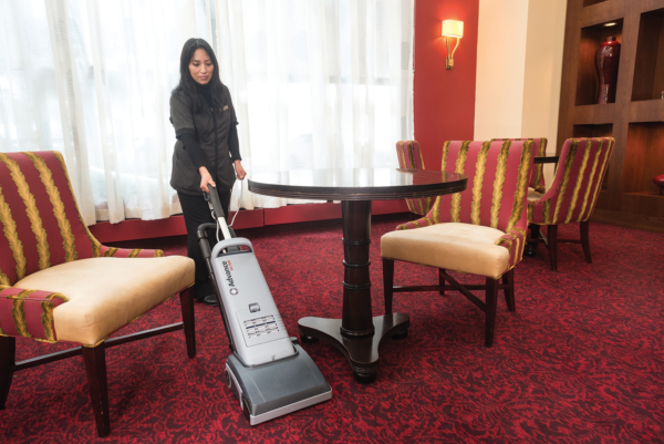 Nilfisk Advance VU500 15 Vacuum